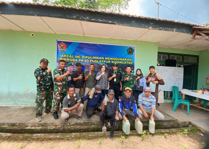 Petani Sumbringah, Tumbuhan Pertanian Tumbuh Subur Berkat Mikroba PA63 Puslatpur Kodiklatad