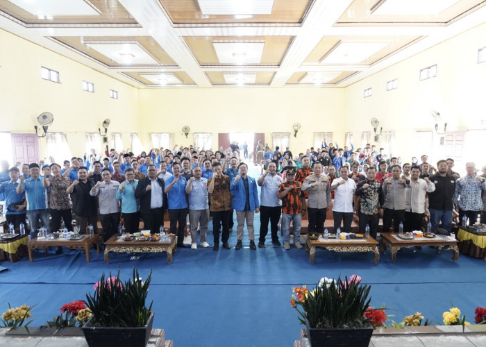 Disaksikan Bupati Enos, M Rofizul Yan Resmi Dilantik Sebagai Ketua KNPI OKU Timur