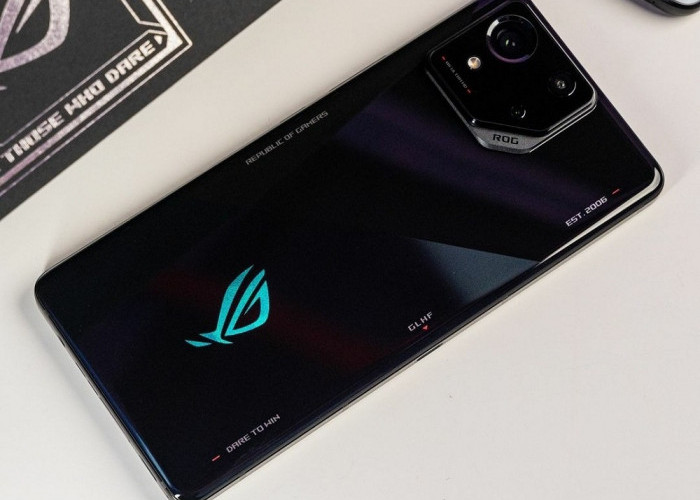 Review Hp Gaming dengan Harga Selangit, ASUS ROG Phone 8 Menawarkan Pengalaman Menarik Penggemar Game