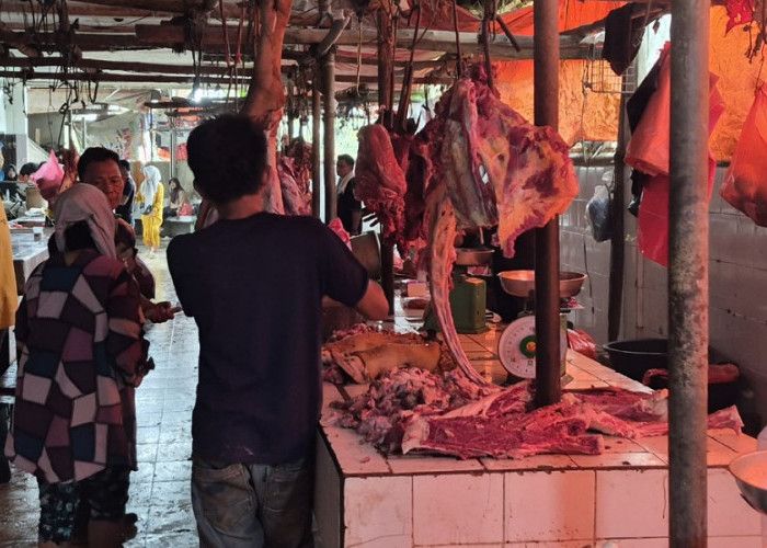 Jelang Lebaran Idulfitri 2026, Harga Daging Meroket Rp150 Ribu