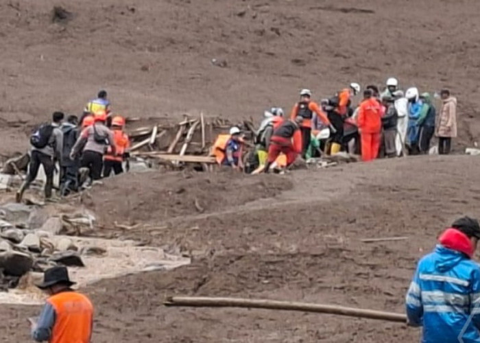 Polda Jabar kerahkan Tim DVI ke Lokasi Longsor Cisarua