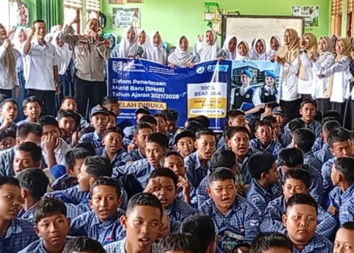 Polsek Buay Madang Timur Sosialisasikan Penerimaan Siswa Baru SMA Kemala Taruna Bhayangkara di SMPN 2