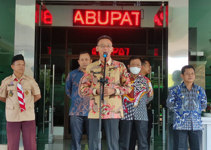 Wabup Yudha Lepas Keberangkatan Kontingen JAMNAS Pramuka OKU Timur 