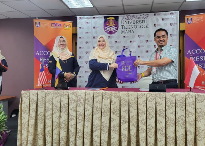 Luar Biasa, STKIP Muhammadiyah OKU Timur Jalin Kerjasama dengan Kampus Internasional di Malaysia