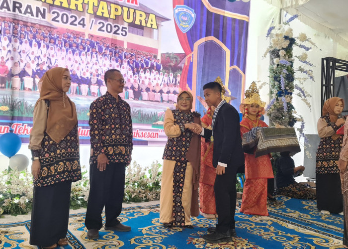SMPN 1 Martapura Gelar Pelepasan Siswa, Disambut Haru dan Penuh Bahagia