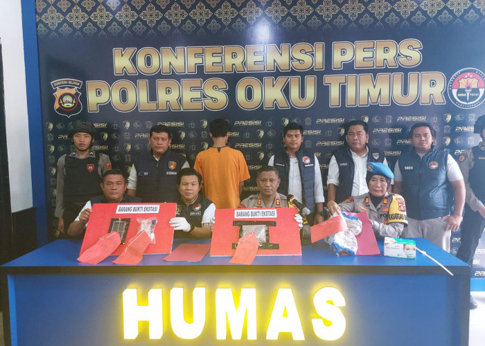 Bentuk Tranparansi, Satresnarkoba Polres OKU Timur Hadirkan DC Beserta Barang Bukti 832 Ektasi