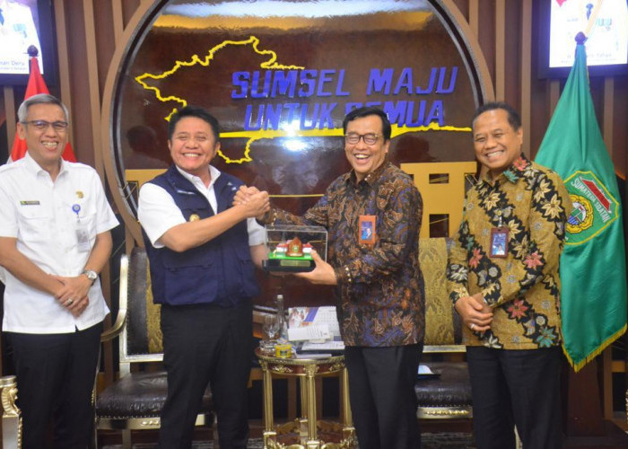 Terima Audiensi Pimpinan PT Pupuk Indonesia, Herman Deru Sampaikan Keluhan Para Petani Sumsel