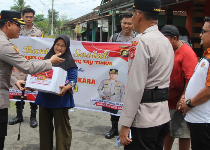 Tebar Bansos ke Warga, AKBP Adik Listiyono: Wujud Empati untuk Warga yang Membutuhkan