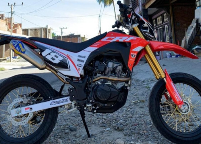 Honda CRF150L: Desain Banyak Diminati Para Cewek, Cek Spesifikasinya 