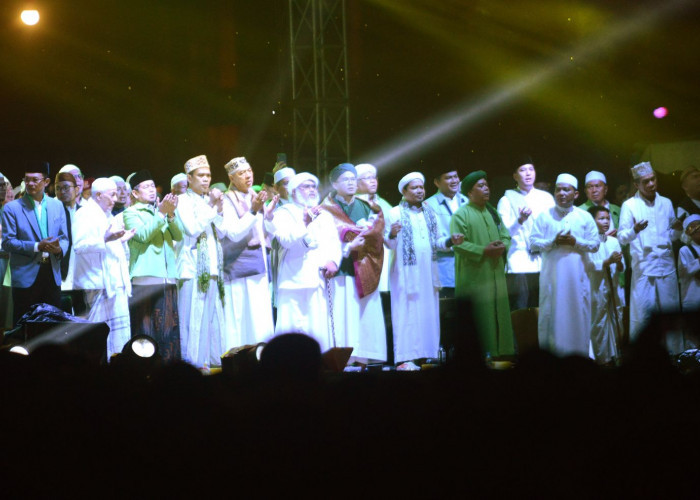 Peringatan Maulid Nabi Muhammad SAW di BKB, UAS Doakan Palembang dan Sumsel Berkah