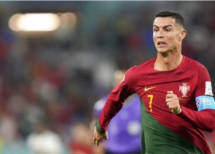 Gaji Setahun Ronaldo Dua Kali Lipat Dari APBD OKU Timur