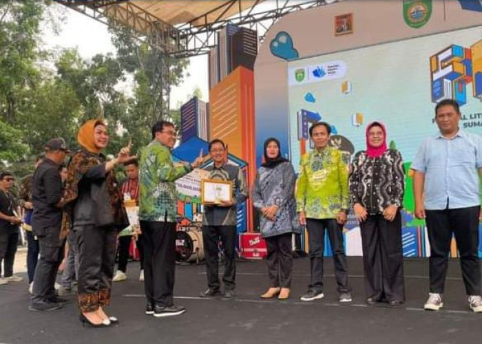 Stan OKU Timur Pemenang Festival Literasi Nusantara 2023