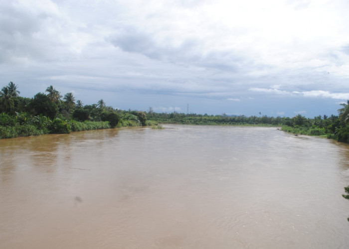 WASPADA Banjir! BPBD OKU Timur Terus Pantau Debit Air Sungai Komering, Langkah Awal Evakuasi Mandiri