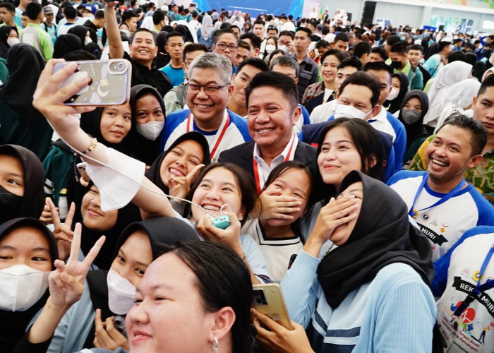  Sumsel Pecahkan Rekor 6000 Telapak Tangan Anak Indonesia Untuk Kehidupan