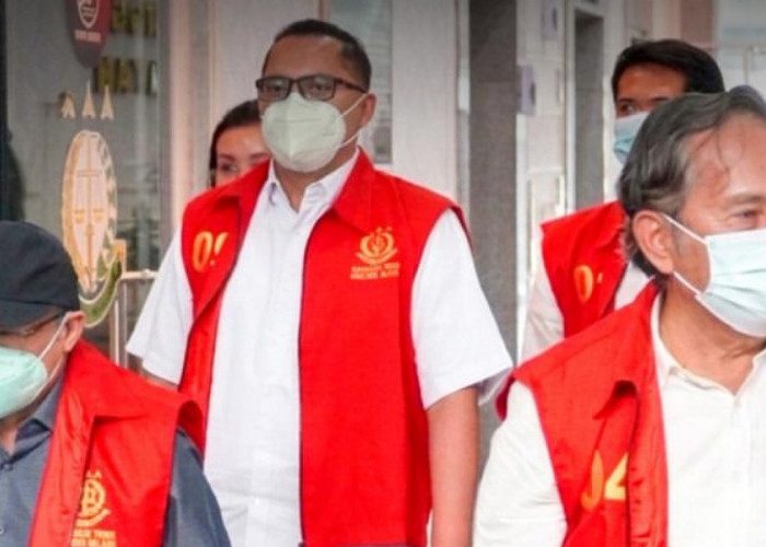 Masuk Tahap II, Kejati Sumsel Serahkan 6 Tersangka dan Barang Bukti Kasus dugaan Korupsi Pemberian Kredit