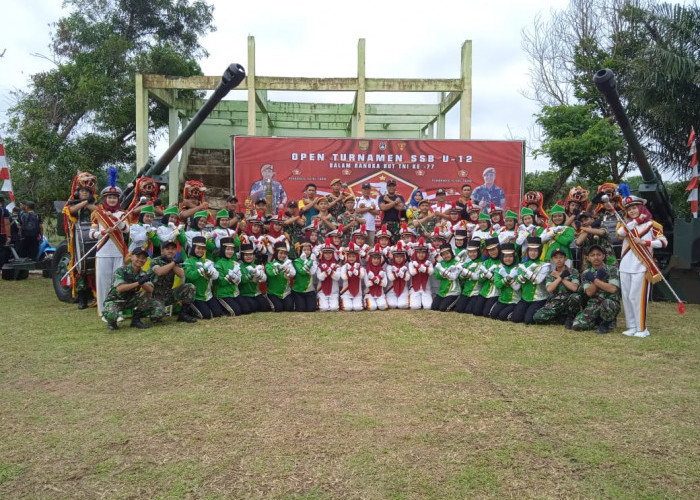 Marching Band SMA Muhammadiyah 2 Karang Tengah Tampil Memukau 