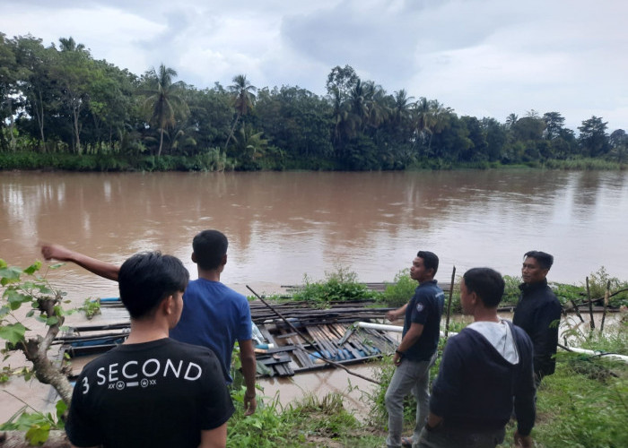 Heboh, Bocah 11 Tahun Tenggelam di Sungai Komering Tanjung Aman