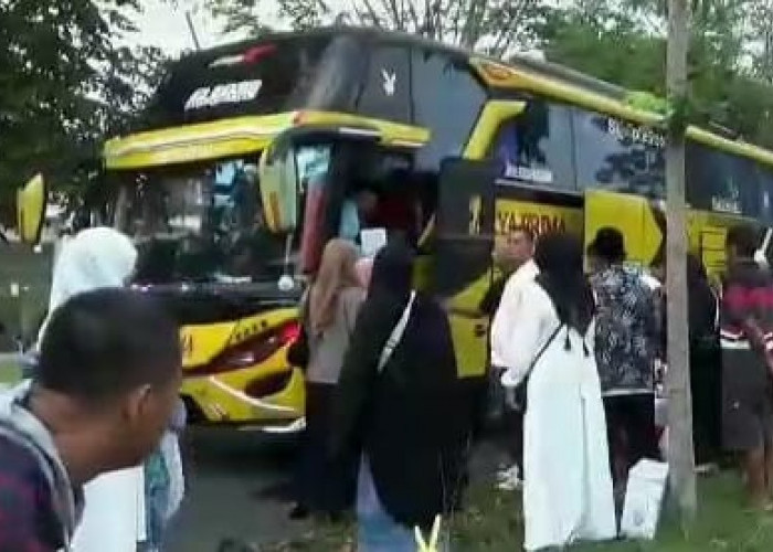 Wakil Bupati OKU Timur sambut 40 Jema’ah Haji Kloter 23