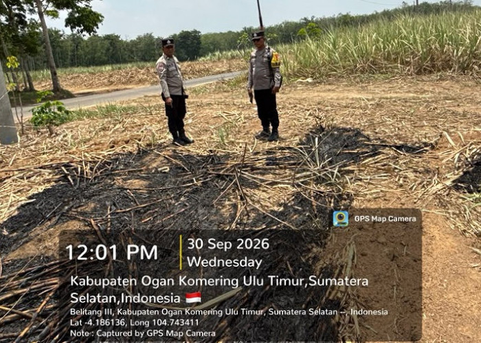 Terdeteksi Satelit, Polsek Belitang III OKU Timur Cek Titik Panas Pembakaran Sampah di Kebun Karet