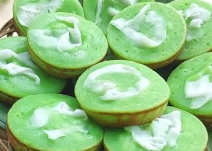 Kue Lumpur Pandan Kelapa Muda: Cita Rasa Tradisional dengan Sentuhan Segar