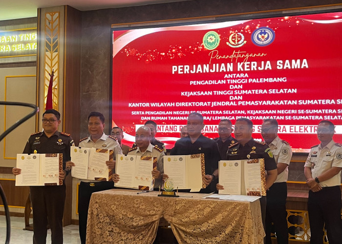 Kalapas Martapura Abas Tandatangani PKS Implementasi Persidangan Elektronik di Sumsel