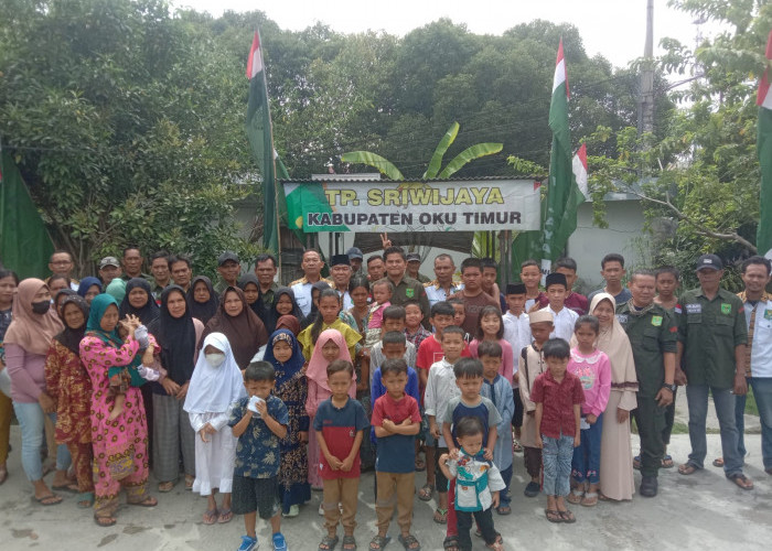 Sukseskan Program Baksos, TP Sriwijaya OKU Timur Santuni Puluhan Anak Yatim Piatu