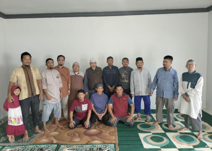 Ustadz Muhammad Wujud Kunjungan ke Yayasan Ilmu Permata Mulya Ma'had Tahfidzul Qur'an Yatim dan Dhuafa