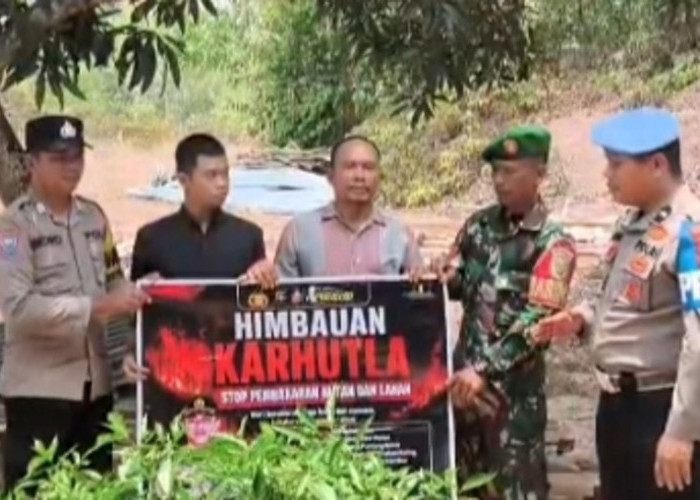 Karhutla, Polsek Semendawai Suku III Bersama TNI dan Warga Gelar Patroli di Margodadi