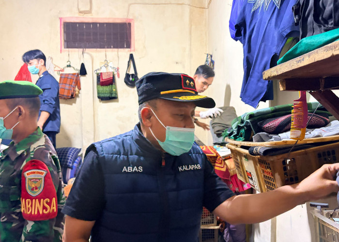 Wujudkan Zero Halinar, Lapas Kelas IIB Martapura Gelar Razia Gabungan Bersama Aparat Penegak Hukum