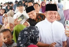 Hadir di Harlah Ponpes Al-Istiqomah, Herman Deru: Pintar Saja Tidak Cukup, Anak Harus Berakhlak