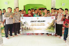 Jumat Keliling di Masjid Darul Falah Buay Madang Timur, Polsek Sosialisasi Pencegahan Karhutla dan Pengaduan