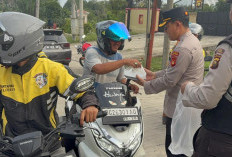 Bulan Ramadan 1447 H, Polres OKU Timur Bagikan Takjil