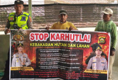 Menyisir Tiga Desa, Polsek Belitang I OKU Timur Sebar Maklumat dan Pasang Spanduk Karhutla