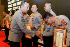 Polres OKU Timur Sabet Penghargaan Pelayanan Publik Prima dari Kapolda Sumsel