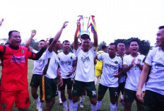 Tekuk Tornado FC 2-1, Tim Sepak Bola Puslatpur Juarai Liga Martapura 2026