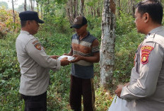 Perkuat Kepedulian Sosial, Polsek Madang Suku I Bagikan Paket Makanan untuk Warga