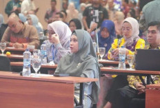 Ketua Dekranasda OKU Timur Hadiri Rakerda se-Sumsel, Bahas Evaluasi hingga Batik Warna Alam