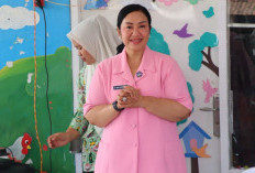 Kunjungan Kerja ke TK Kemala Bhayangkari, Ketua Bhayangkari OKU Timur Tinjau Fasilitas Sekolah 