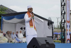 Tabligh Akbar Bersama Ust. Das’ad Latif Jadi Lautan Manusia, Bupati OKU Timur: Perbanyak Rasa Syukur 