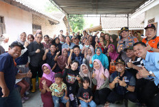 Bupati Enos Tinjau Banjir ke Semendawai Timur, Wabup Yudha ke Belitang II, Pastikan Bantuan Tersampaikan 